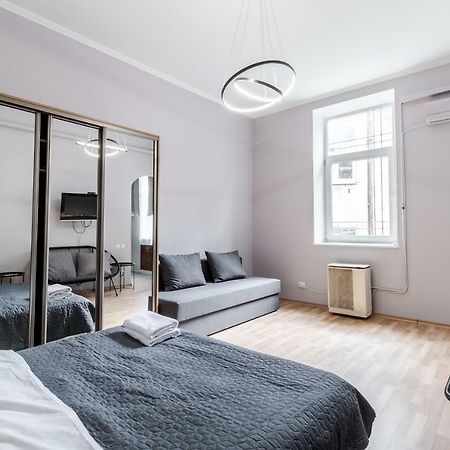 Midwheel Apartment 9 Lviv Eksteriør bilde