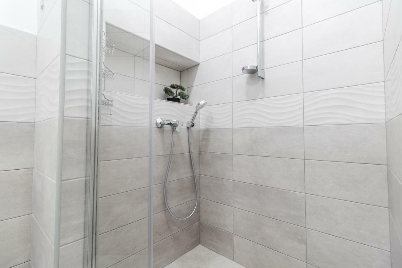 Midwheel Apartment 9 Lviv Eksteriør bilde