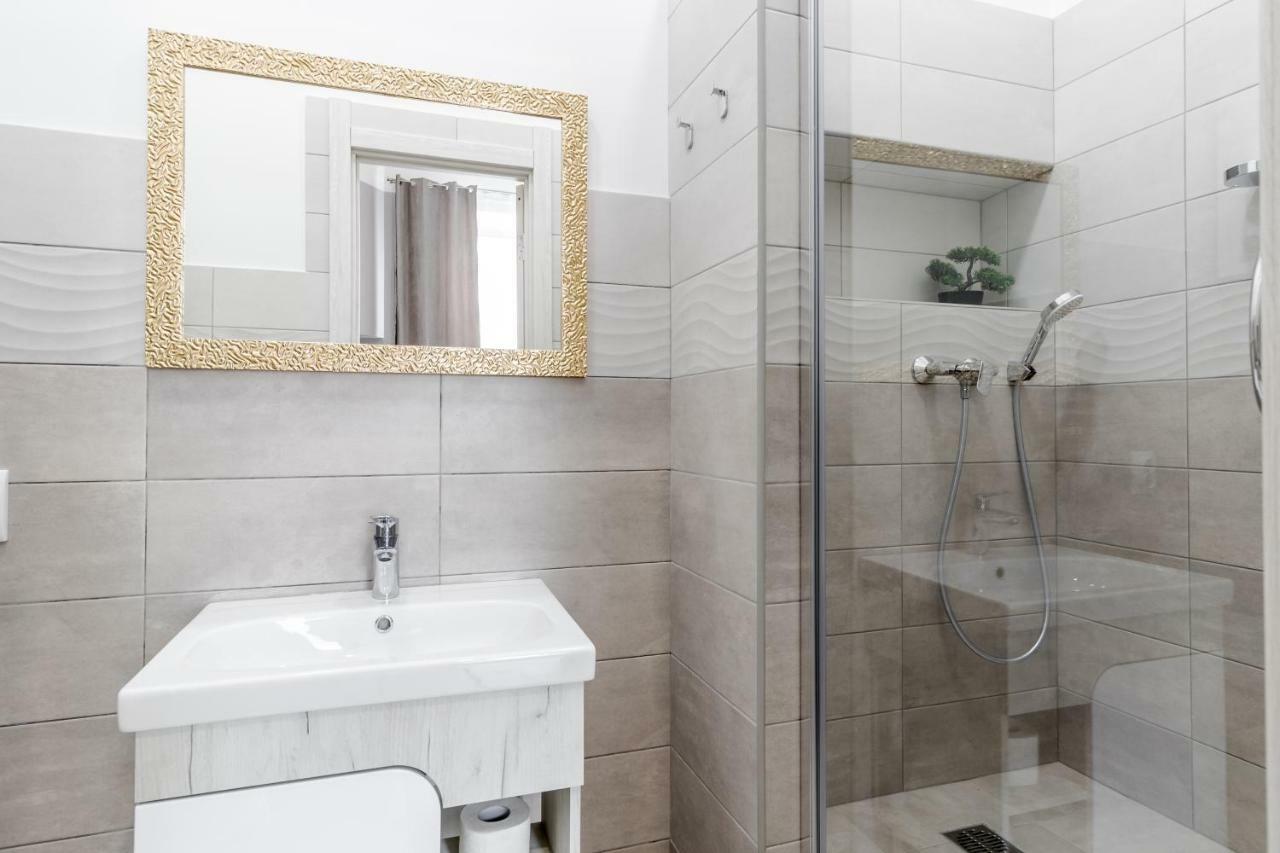 Midwheel Apartment 9 Lviv Eksteriør bilde